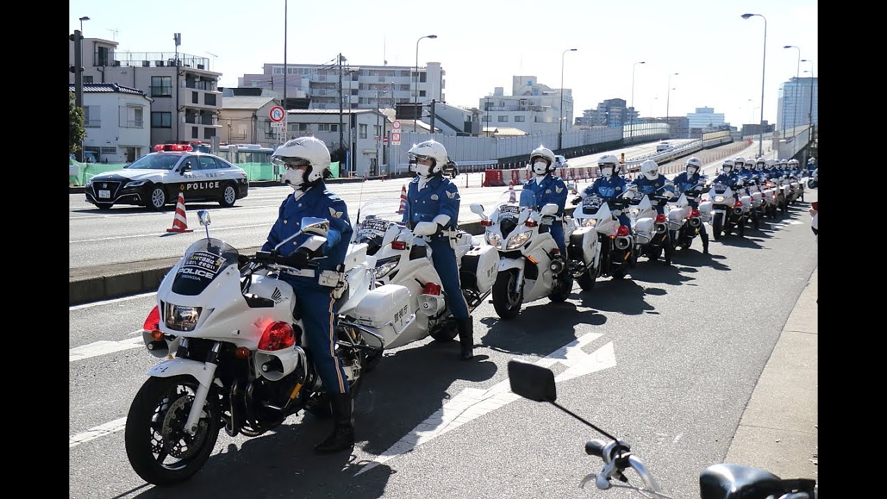 2023.1.3 箱根駅伝復路六郷橋 神奈川県警から警視庁へ白バイ交代