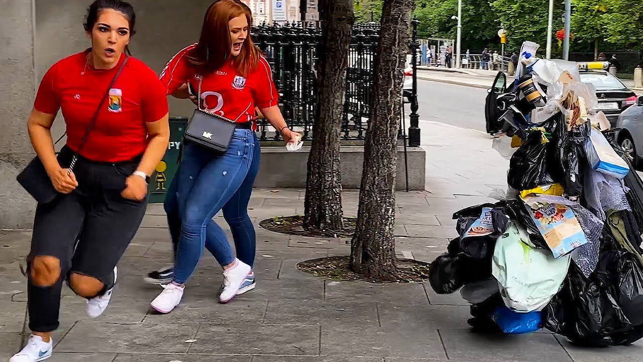 Crazy Reactions. Trashman Prank