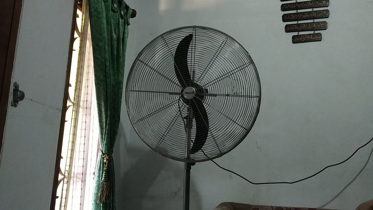 WESTCO INDUSTRIAL STAND FAN "30"