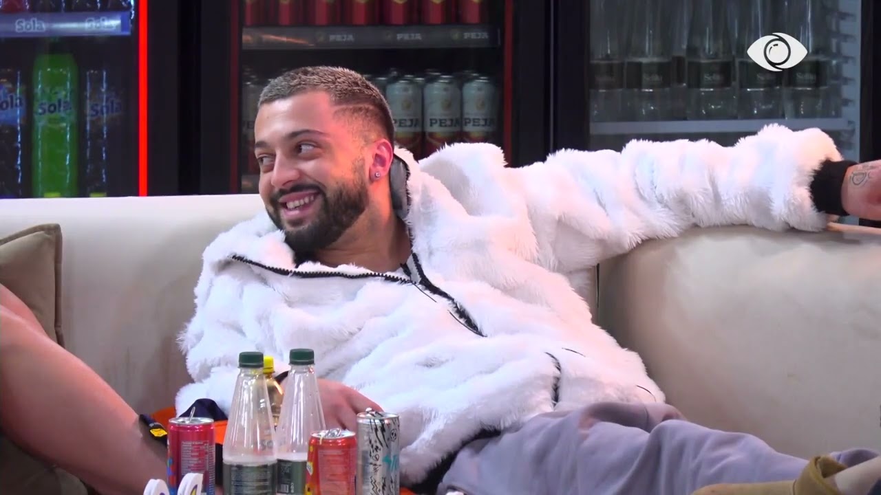 “Do të bëni këngë bashkë?”/ Rozana diskuton me Eglin dhe Gjestin - Big Brother Albania VIP 4