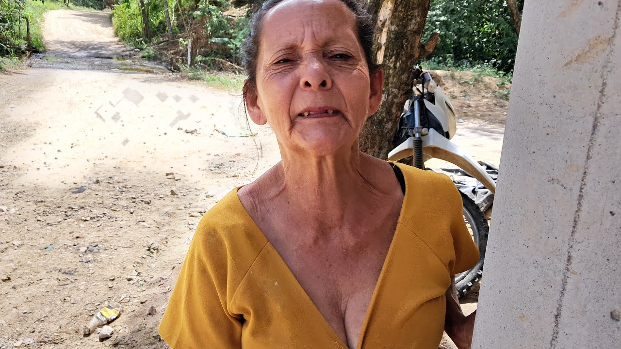 callo la bendición a geñita gracias a osiris le envía la comida a la vieja joven 🙏