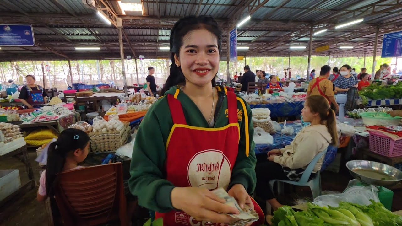 #เที่ยวลาว ตลาดแลง ในสะหวันนะเขต #บรรยากาศ คึกคัก #อาหารตามฤดูกาลมีทุกอย่าง#สาวลาว แม่ค้างามๆ#สปปลาว