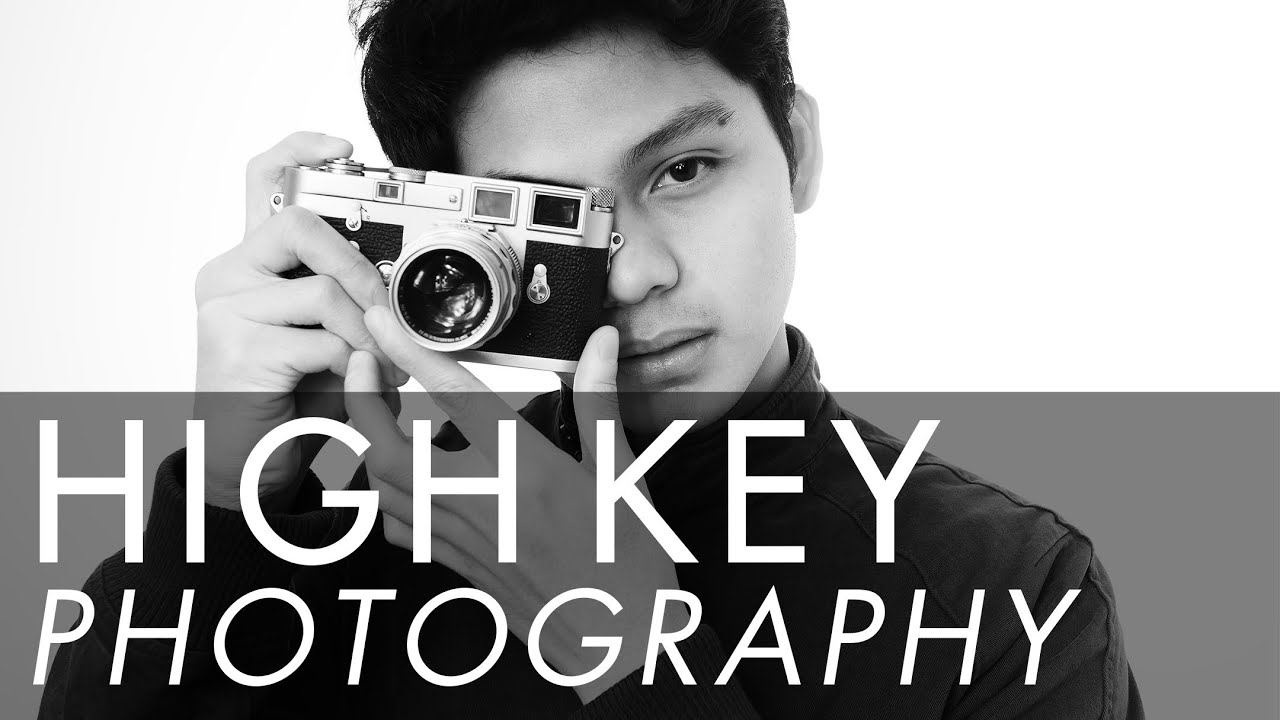 Strobist High-Key Photography with Off-Camera Flash (White Background) - CamCrunch