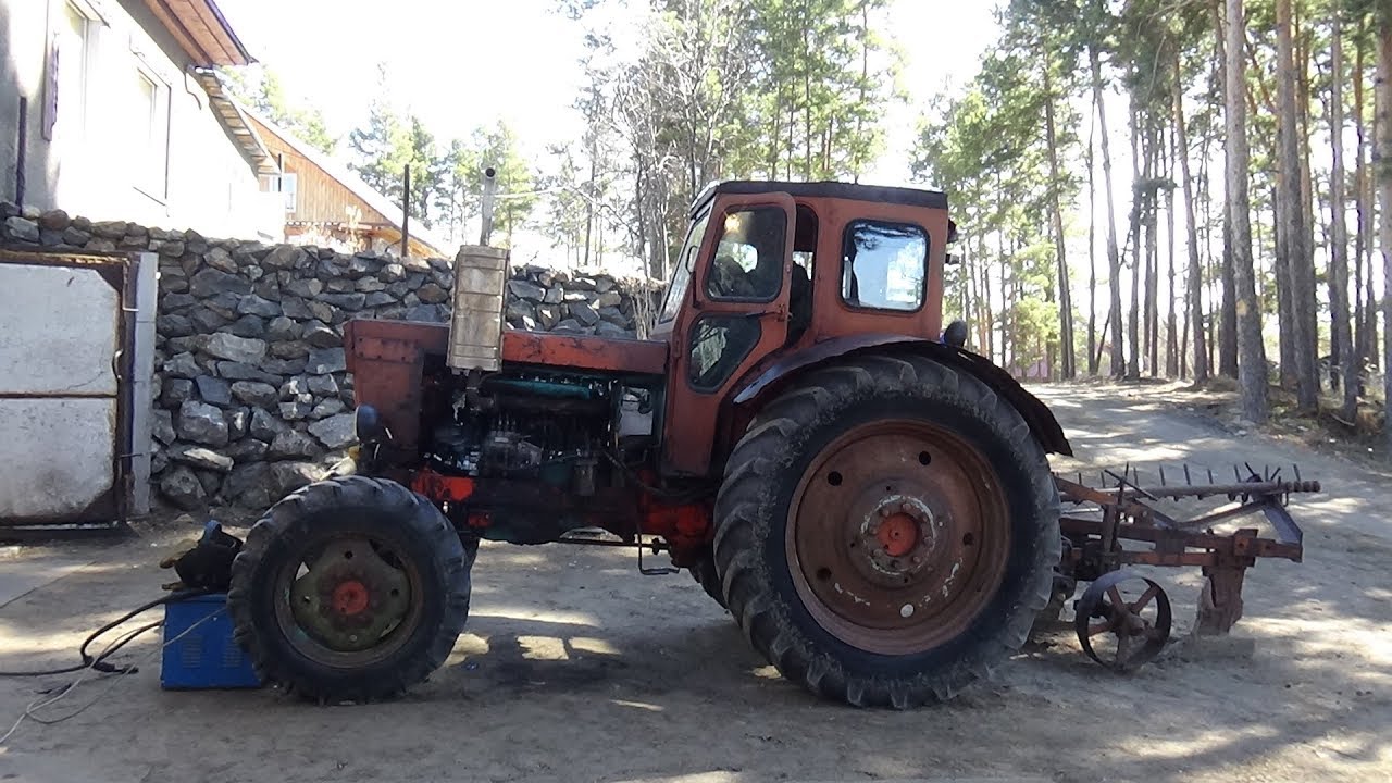 Ремонт трактора Т-40 АМ ч № 4 ,сделали глушитель.