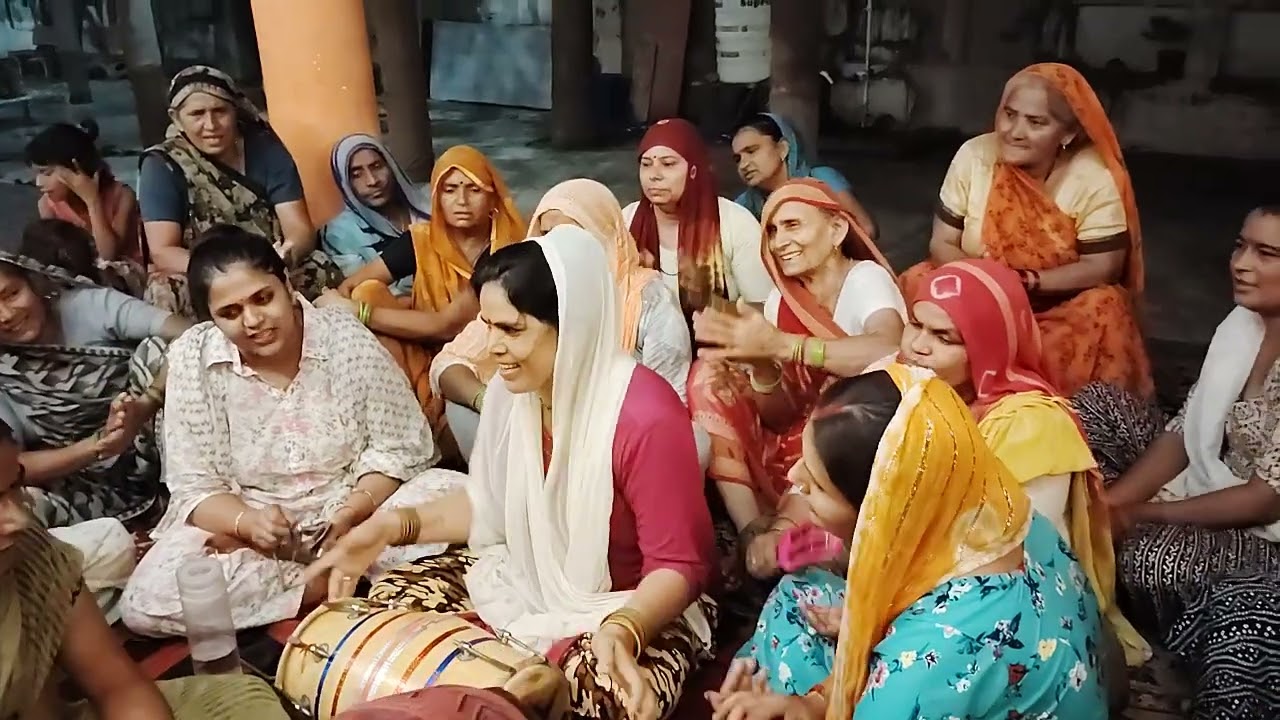 मेरे_बांके_बिहारी_लाल_तू_इतना_ना_करियो_श्रृंगार_नजर_होये_लग_जाएगी_भजन🌼💯👍#attitude#song#trendingshort