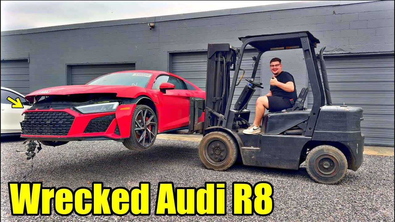 Rebuilding A Wrecked 2023 AUDI R8 FROM THE SALVAGE YARD!
