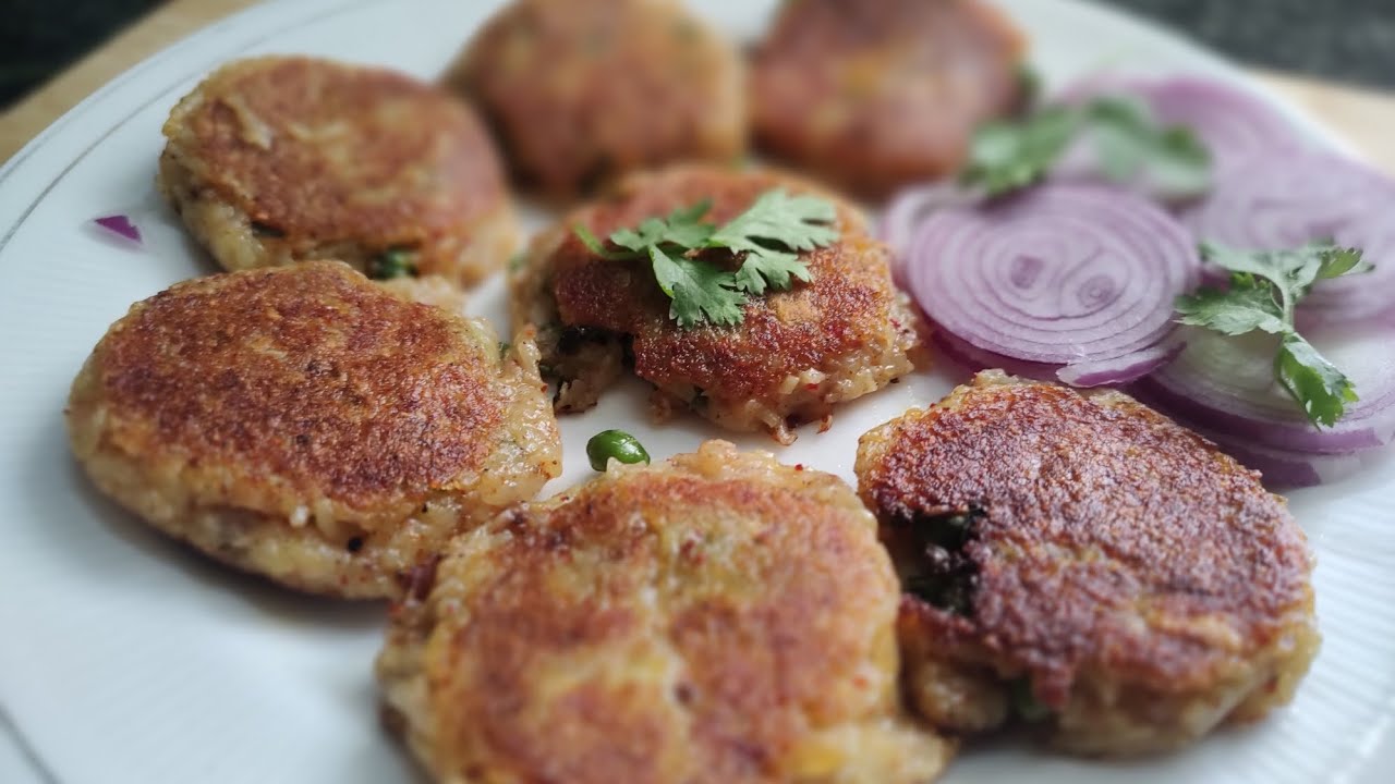 Aloo Matar ki Tikki Banane ka aasan tarika 🍝| Tasty aur Easy Recipe 👌🏻| Razia's Kitchen and Vlogs 