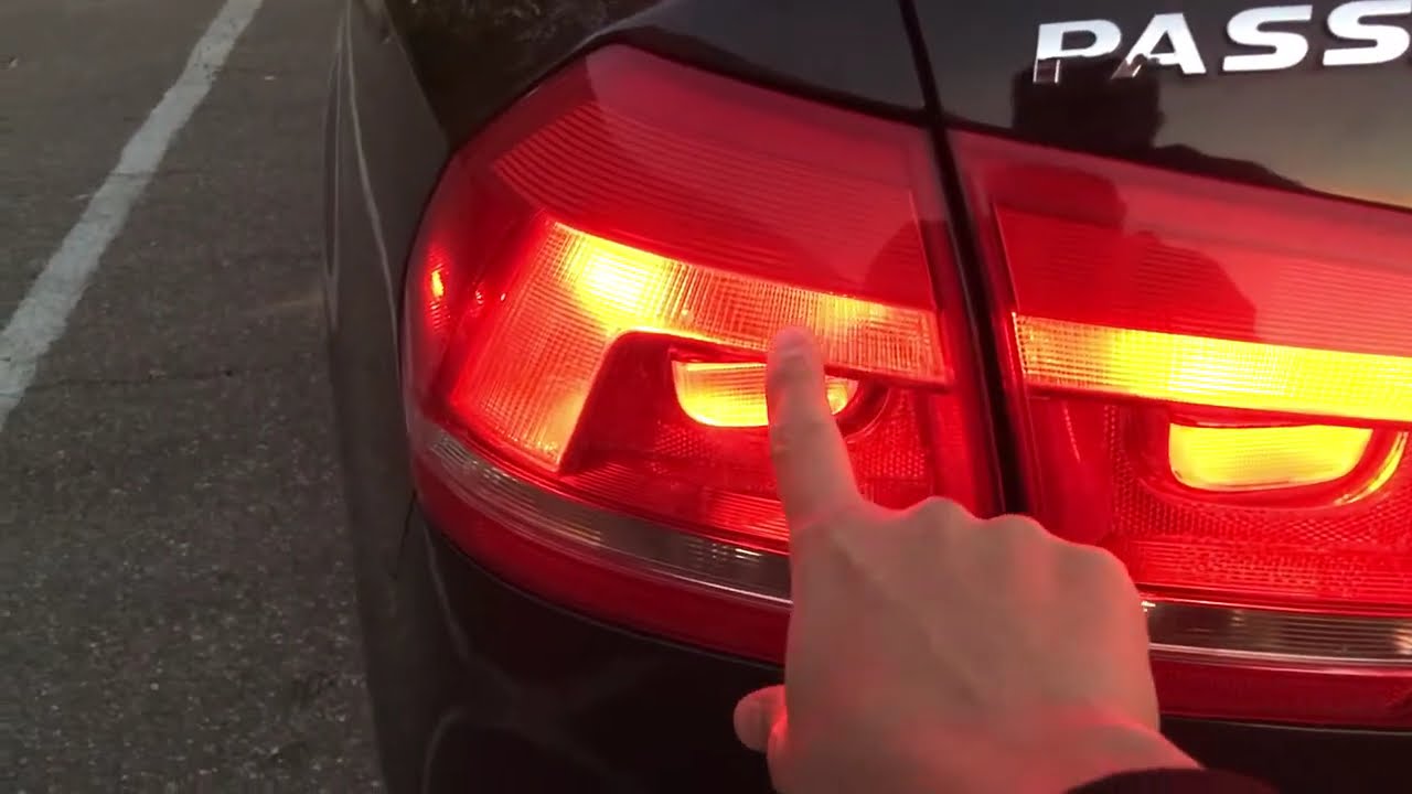 Замена всех ламп в задней оптике Volkswagen Passat NMS