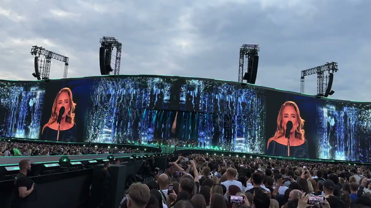 Adele in Munich “Water Under The Bridge” LIVE München Messe 03/08/24