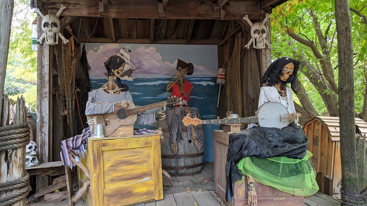 The Bones Family Buccaneer Band | Vala's Pumpkin Patch 2020