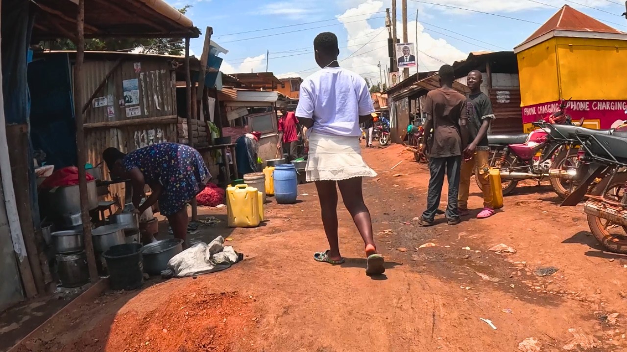 Inside a Humble Urban Village WALK Africa🌍UGANDA🇺🇬