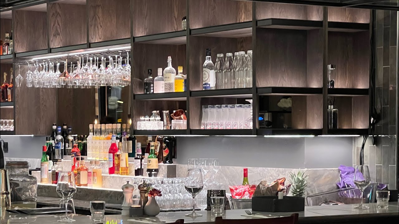 FÖRSTA BESÖKET PÅ | UMAMI GRILL och | KLANG MARKET i VÄXJÖ