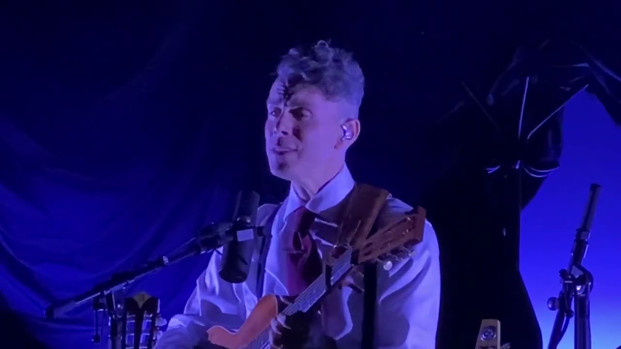 Asaf Avidan - Your Anchor - Milan, Teatro del Verme - November 10, 2023