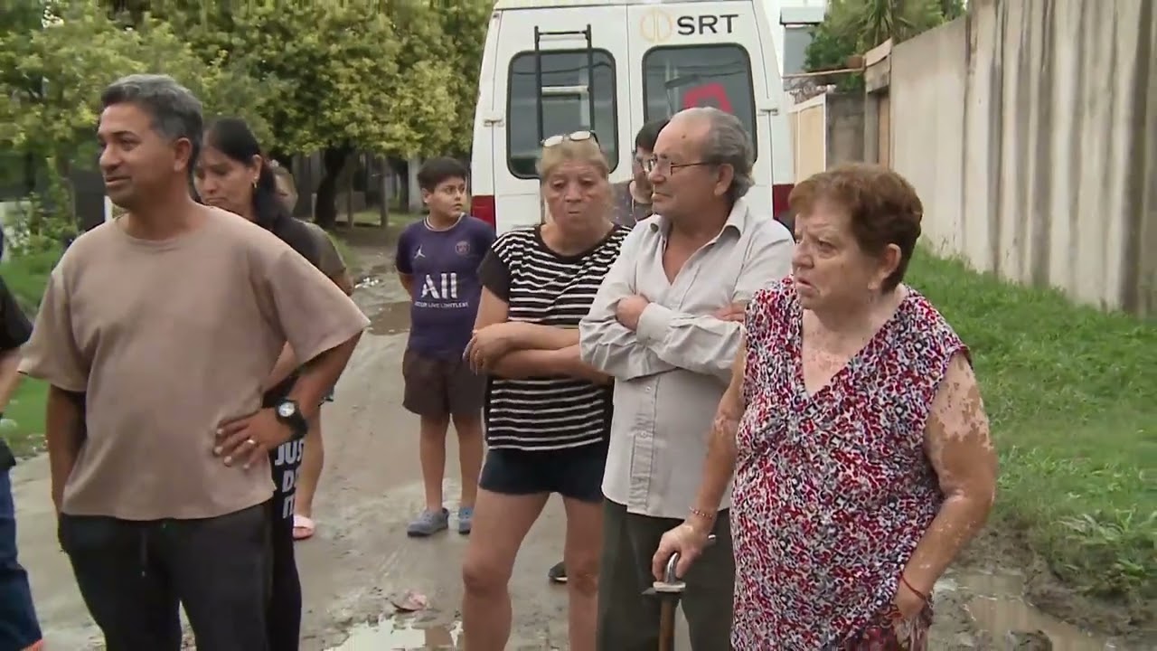 Parte de barrio Los Boulevares sufre por las inundaciones en los días de lluvia