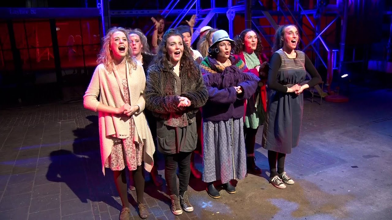 Rijswijks Jeugdtheater Nurt Urinetown