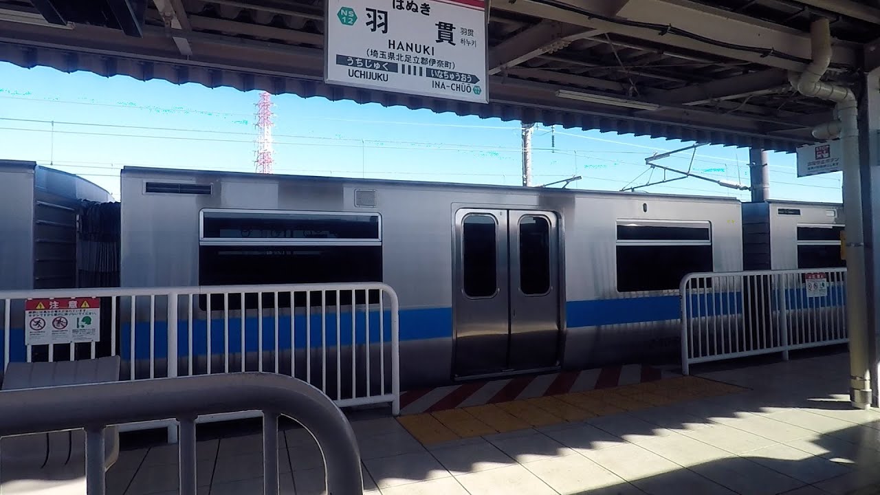 埼玉新都市交通 伊奈線(ニューシャトル)・内宿発 大宮行き普通列車車窓(左側)　2025年12月10日