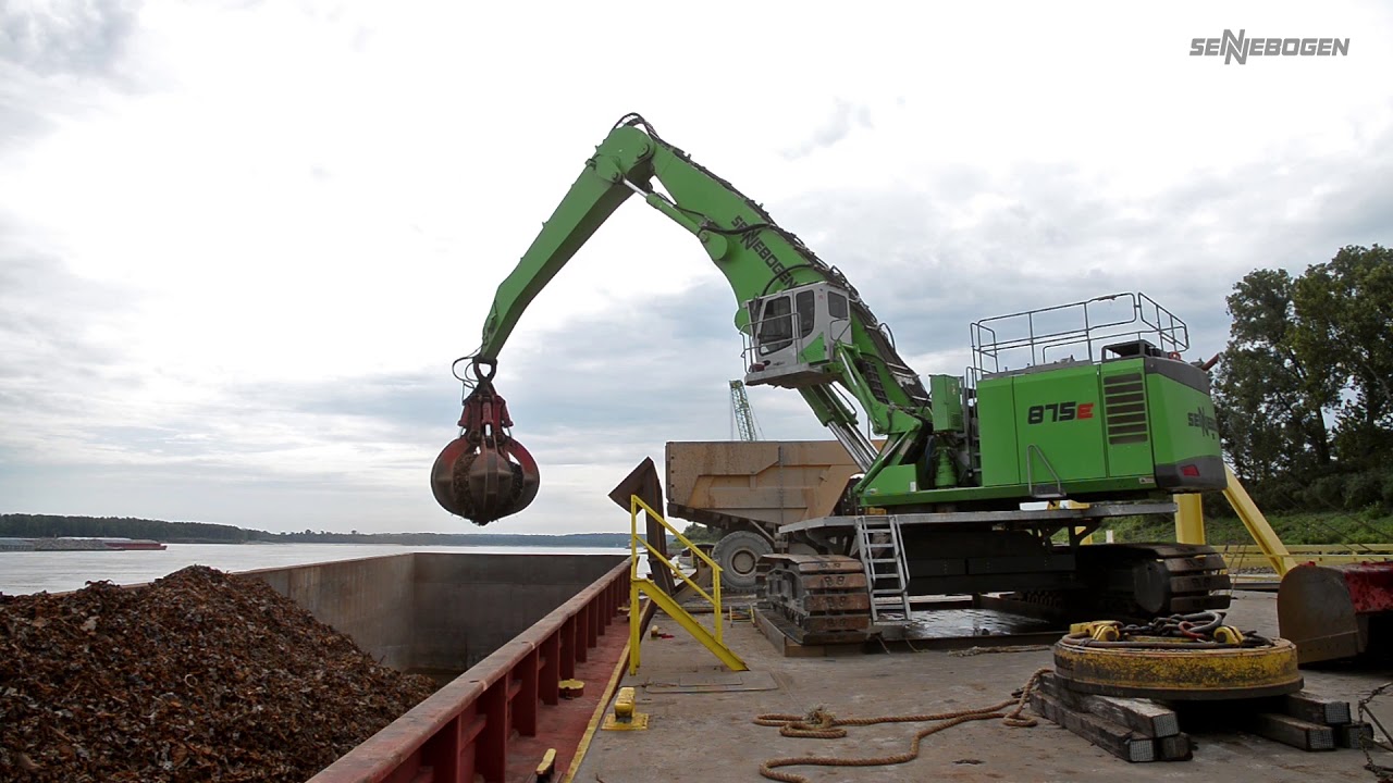 SENNEBOGEN 875 E Raupe - Schrott-Schiffsumschlag bei Mid River Terminals, USA