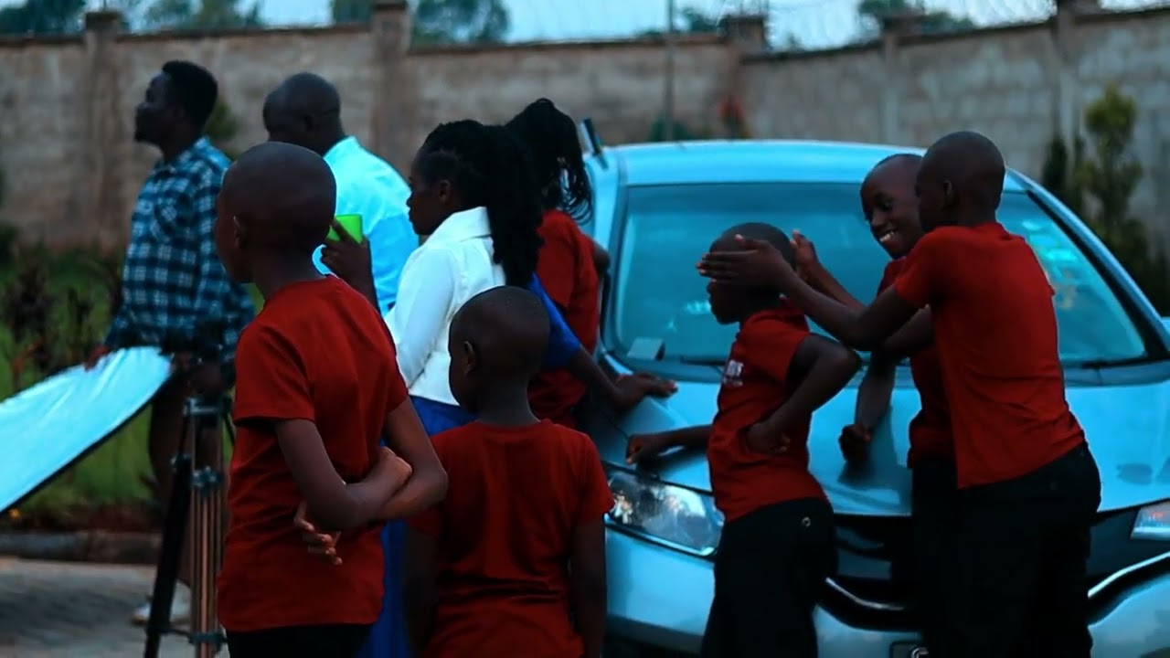 ORDER MY STEPS BEHIND  THE  SCENES 