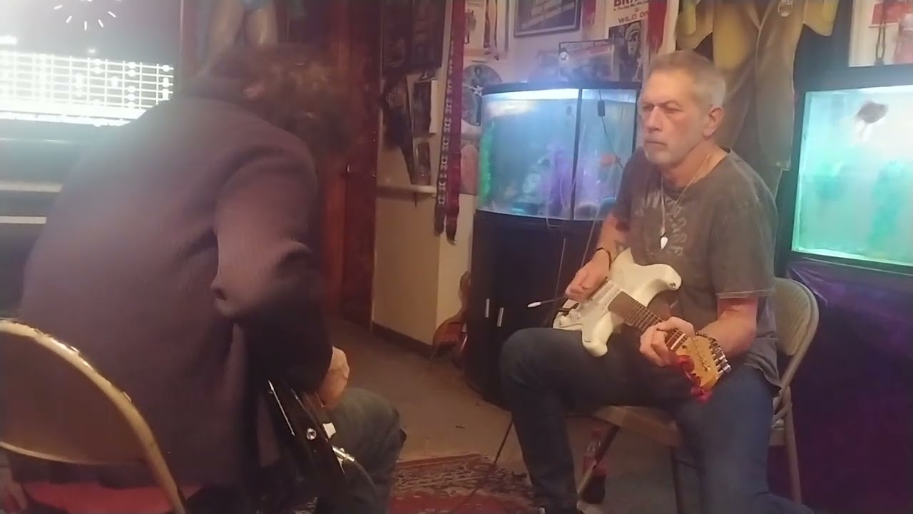 Bob and Richie makin' noise