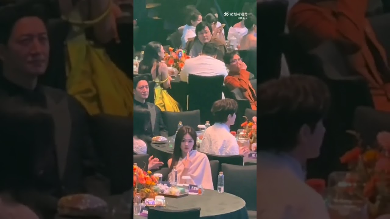 Bai Li's cute interaction with fans 😍🥰❣️