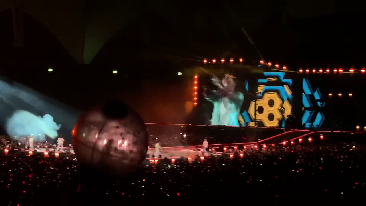 BTS IN SAUDI ARABIA: Bts ( Idol)