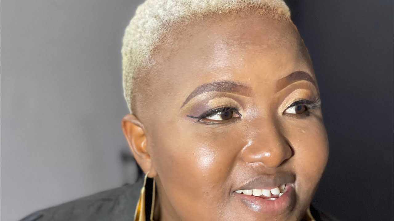 Vho fanelwa Nga Thendo/ Ri a vha livhuwa ~ by Nnyana Mpharalala