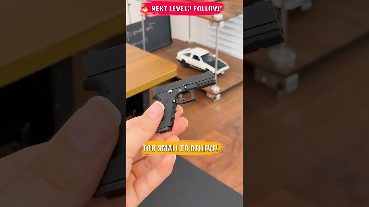 THE WORLD'S SMALLEST GUN?! 😱 | Mini Glock Replica