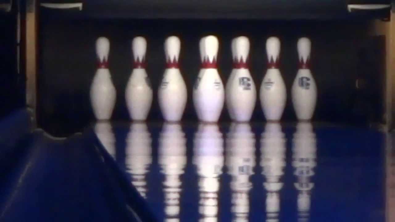 Cosmic Bowling at Suncoast Bowling Center Part 2/4: Double Strike at 4:29!