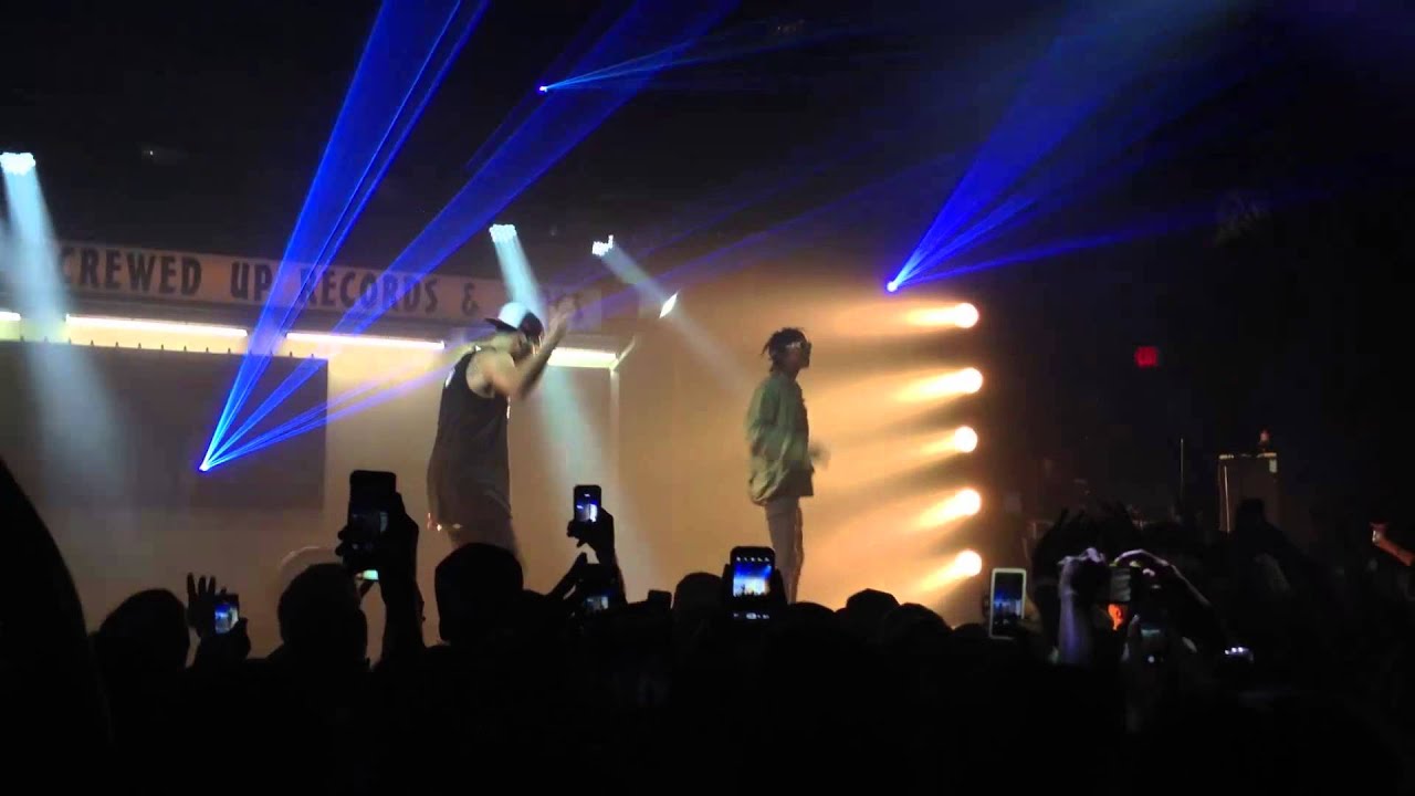 We Dem Boyz Ft. Wiz Khalifa Drake Warehouse Live - HAW 2014