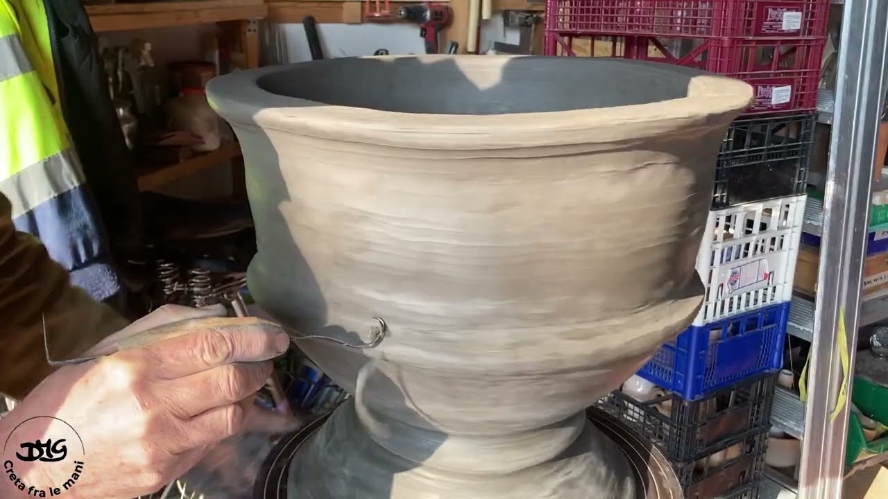 Large Etruscan Vase: Ancient Coiling Technique & Galestro Clay | Vaso in Galestro