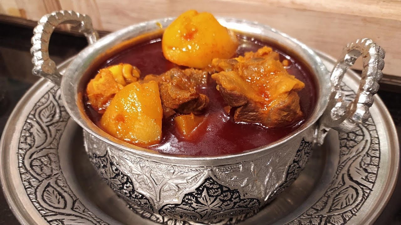 Kashmiri style Aloo meat recipe/ Aalvi te maaz recipe at home by kashmiri recipe