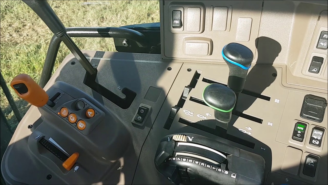 Descrizione comandi e funzioni John Deere 6195M Command Quad