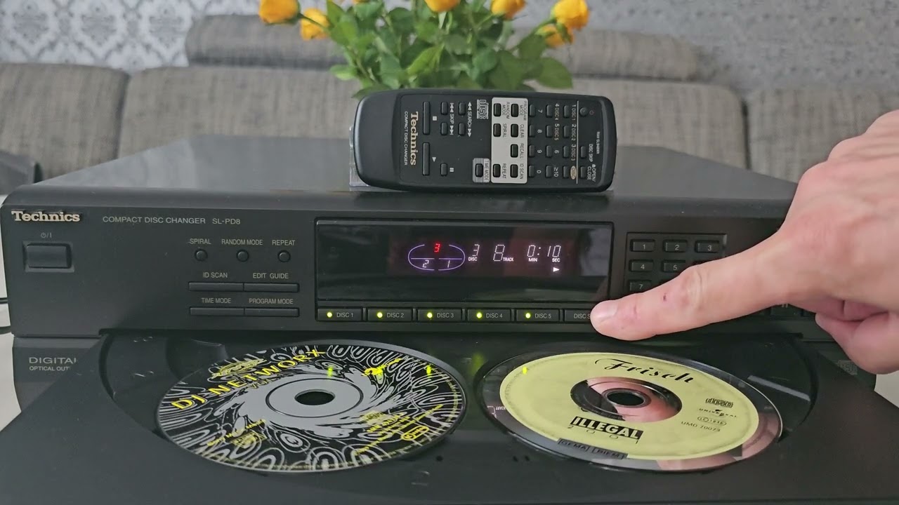TECHNICS SL-PD8 COMPACT DISC CHANGER / CD WECHSLER 5 Fach