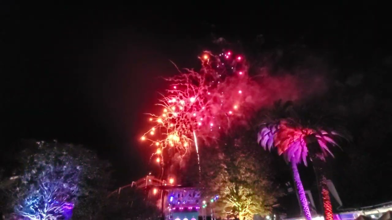 Slowed Down Carnivale Fireworks | 7/22/22 | Caifornia's Great America