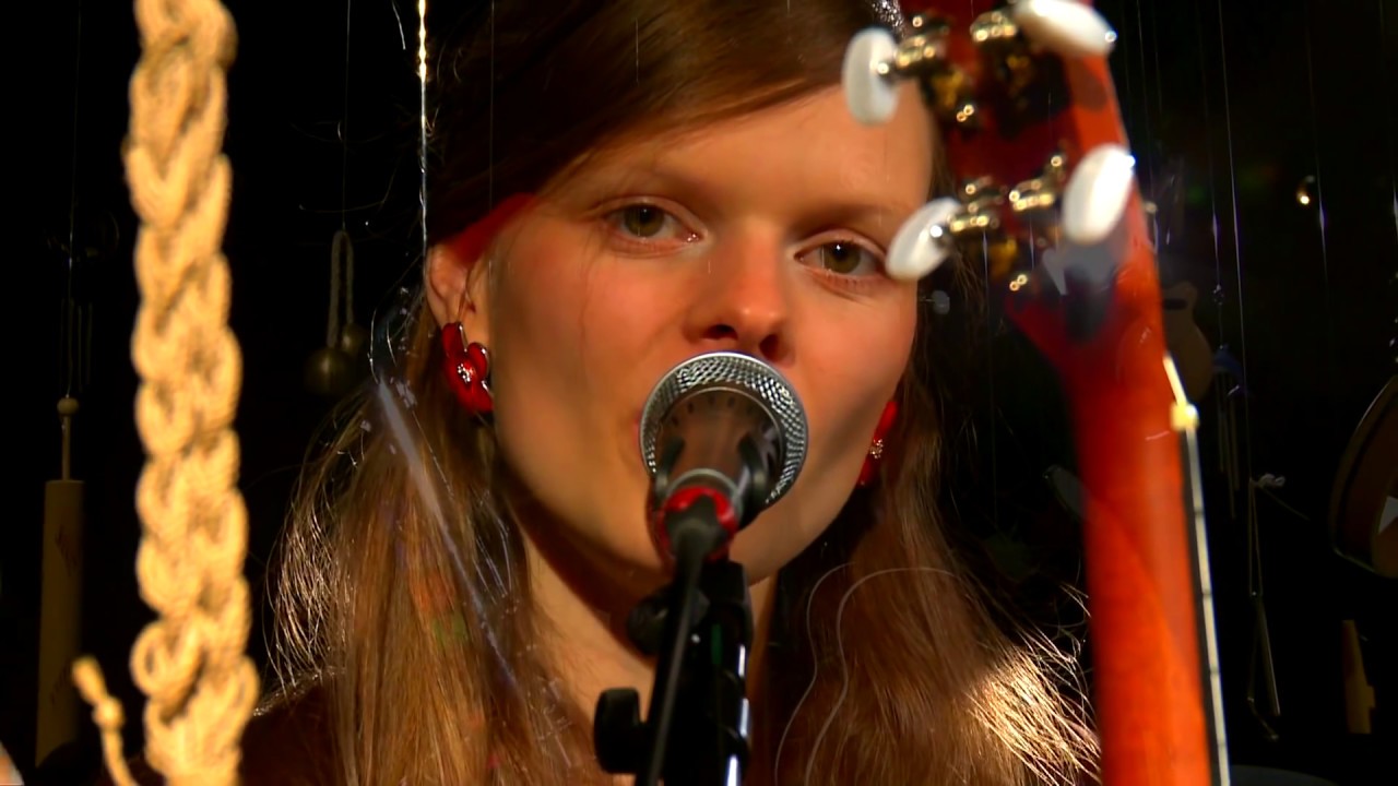 She's a Rainbow (Rolling Stones) Cover by Little Wings