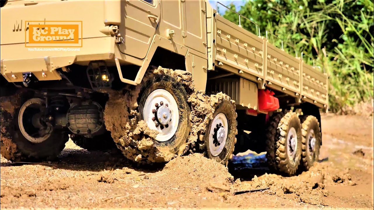 CrossRC MC8 8x8 Truck Mud Action (Fusion 1800kv) ASMR