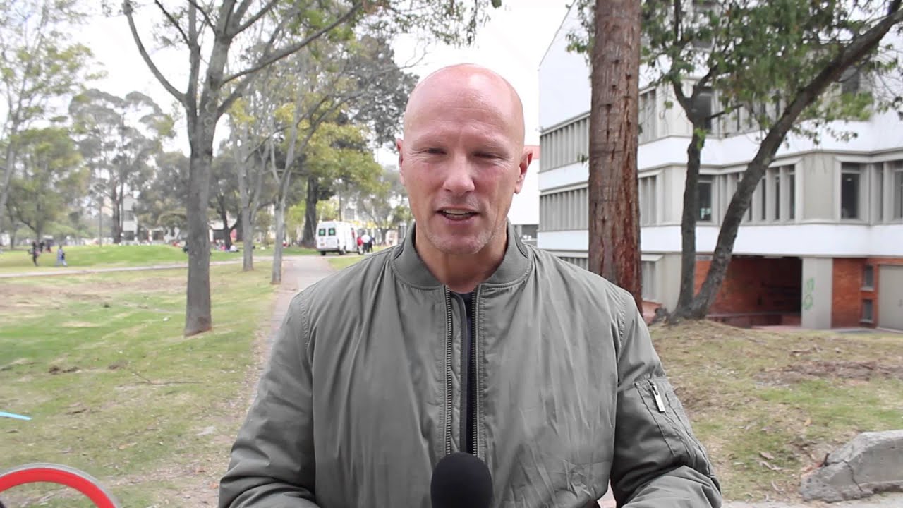 Saludo de Karl Penhaul  a la comunicaci&oacute;n alternativa