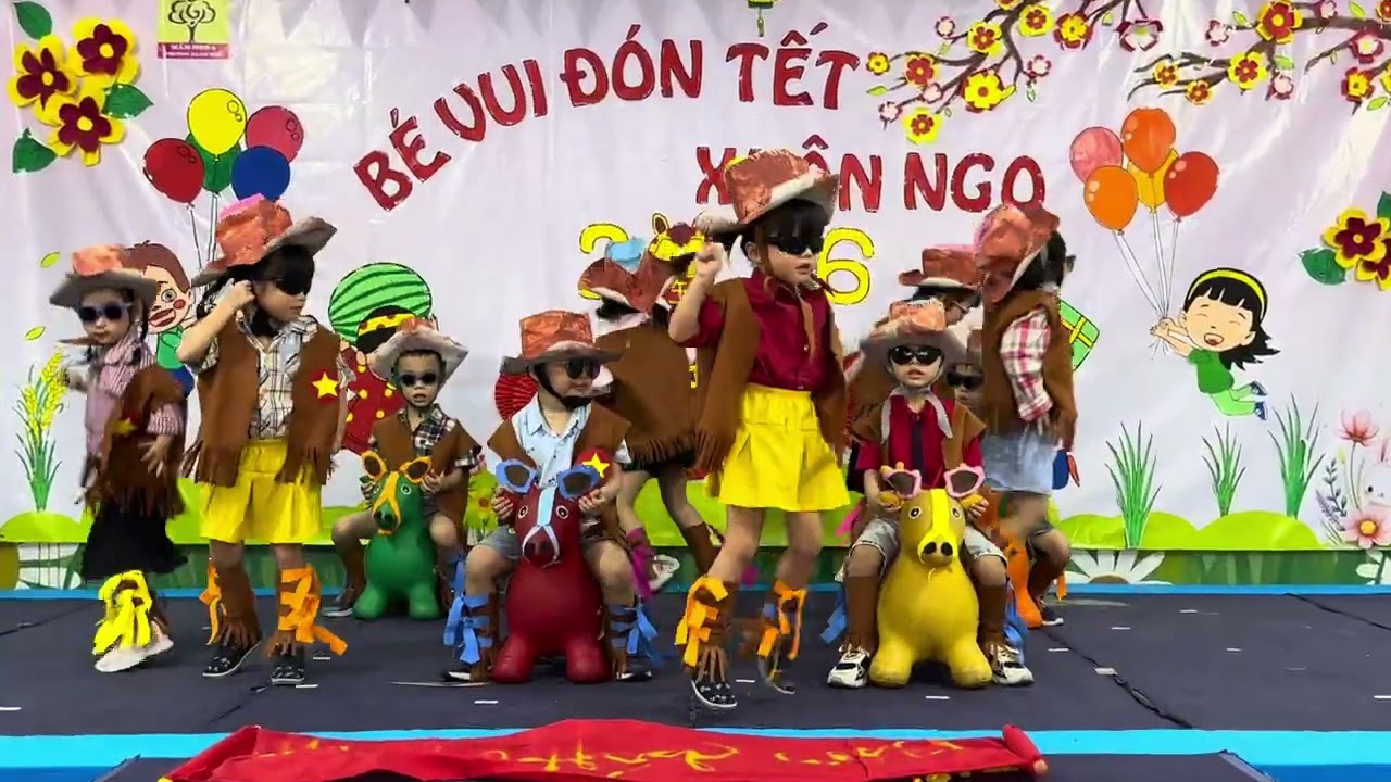 Ngựa nhí du xuân 2026 - Sơn Ca 1 