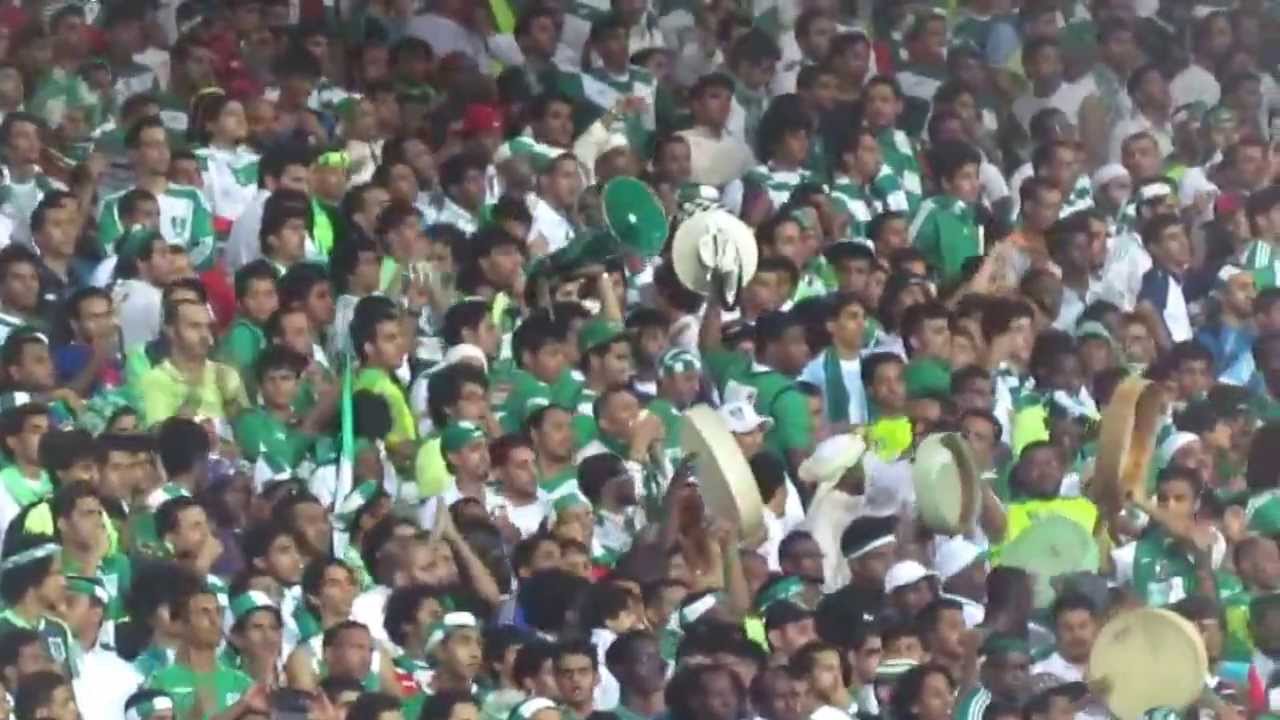 طرب عاطف باوزير وفرحة الجمهور بهدف بصاص الثاني  لقاء الجيش القطري