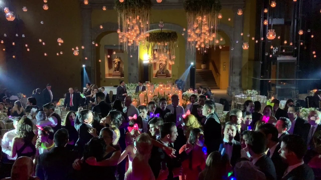 PROMO BODA A&M / CLUB DE BANQUEROS