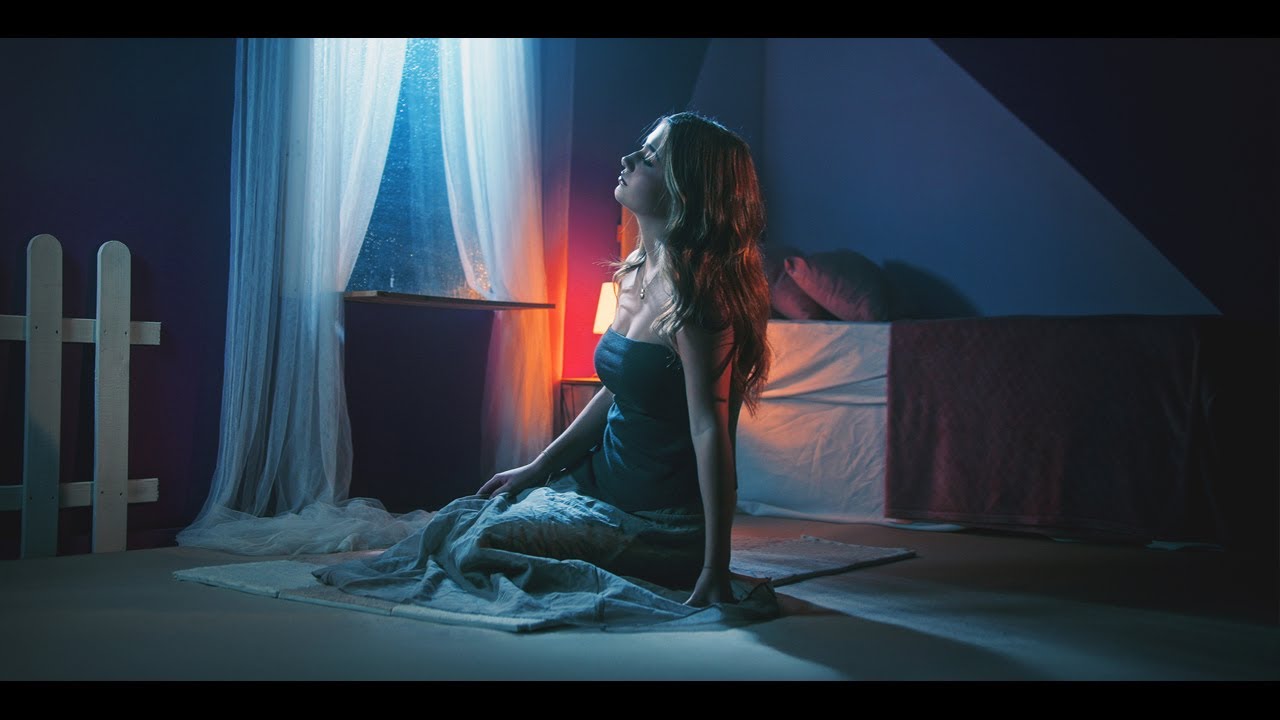 Lu Decker - Apago la luz (Videoclip Oficial)