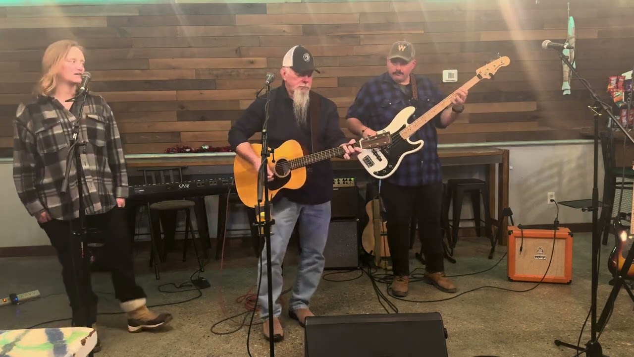 Robbie and Co. 2  January 28, 2026 @MobjackTavernOpenMic #gracie #robbie #jonathan