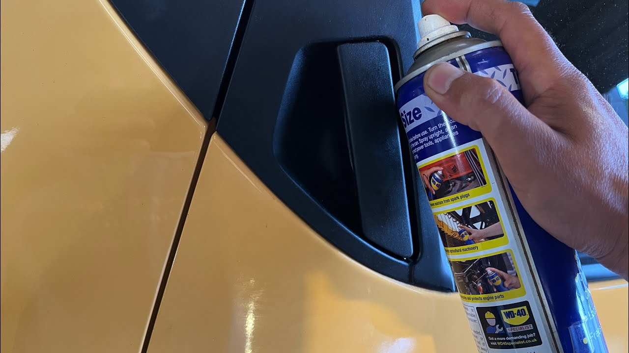how to fix stuck door handle for Nissan Juke