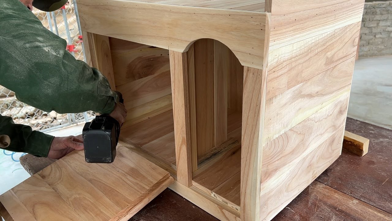 Free DIY Dog House Plans Anyone Can Build