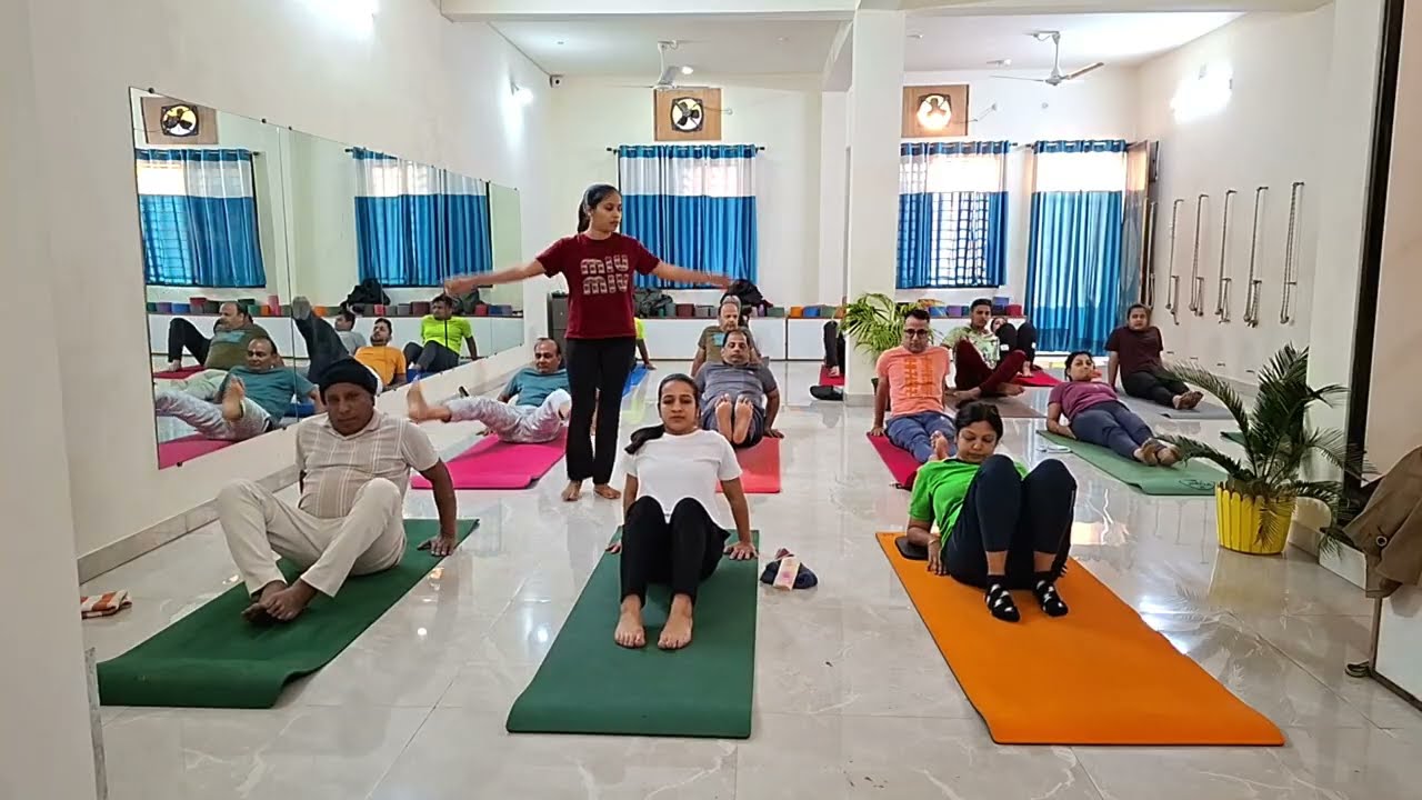 सिर्फ 9 दिन 🔥फैट पिघलेगा ! 9 Days 5kg WeightLoss Challenge Day- 2#bellyfat#weightloss#yogawithamrika