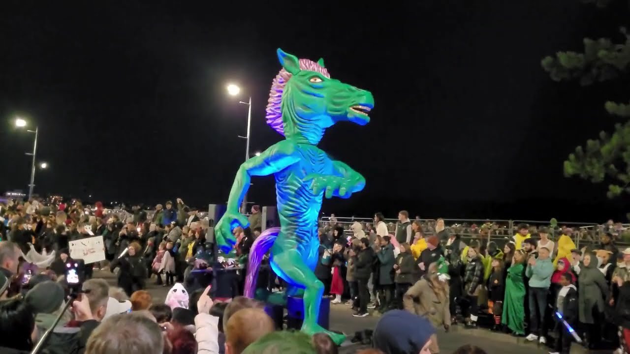 Derry Halloween 2025 – Carnival Parade & Fireworks Finale | Derry/Londonderry