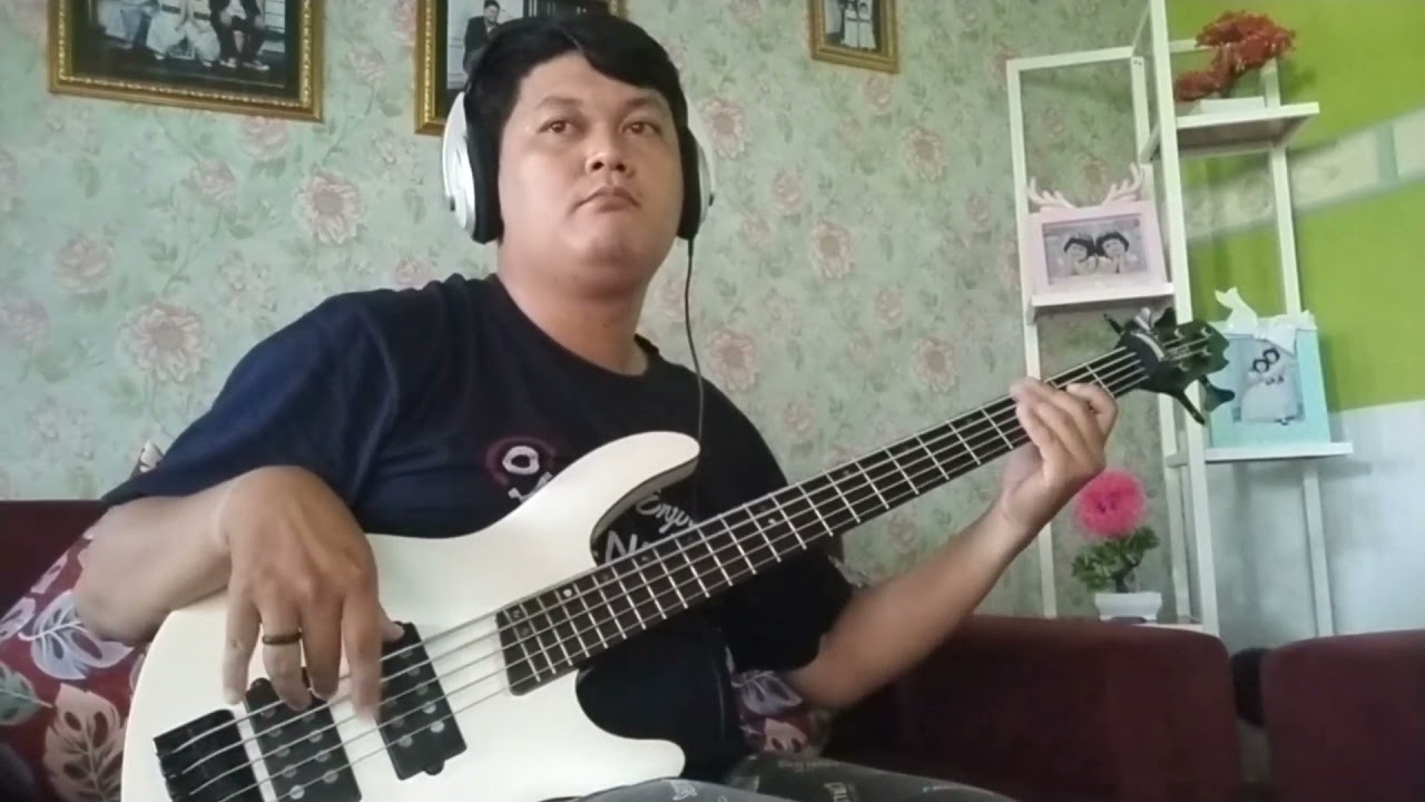 The WR | Si Penggoda | Bass Cover