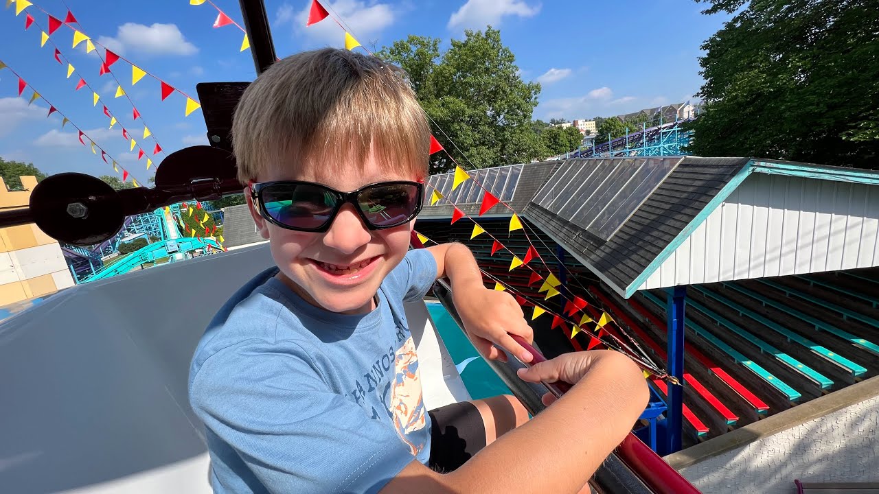 Our Awesome Day at Dutch Wonderland 2022