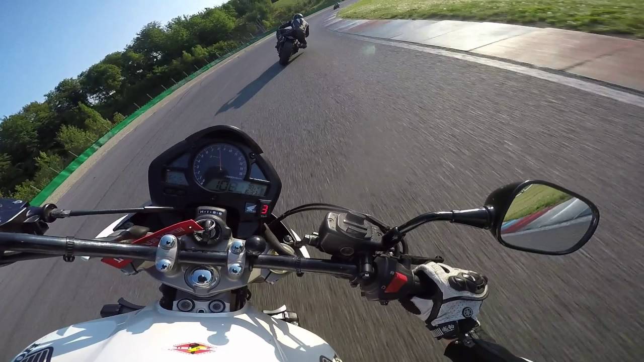 Honda Hornet CB600F \\ Masaryk circuit Brno \\ Trackday