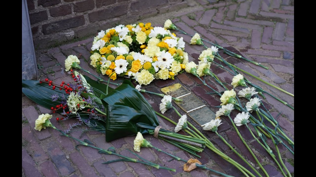 Drie struikelstenen in 's-Heerenberg gelegd door Gunter Demnig